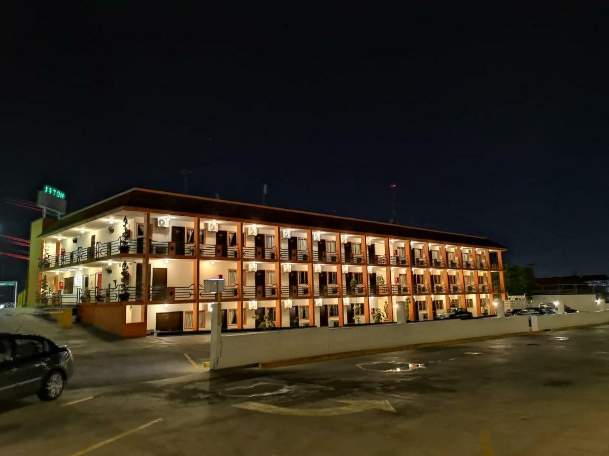 Hotel Cucapa Matamoros  Exterior foto